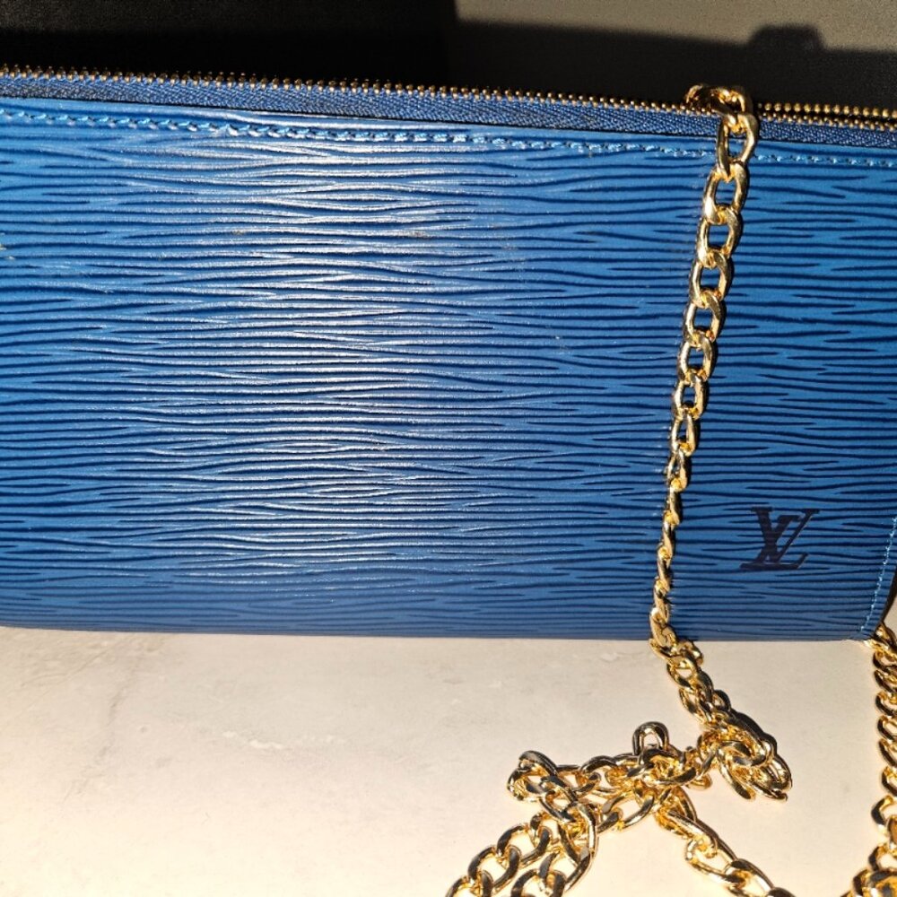 Louis Vuitton Epi Pochette Accessories Pouch Blue